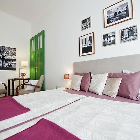 Green Door Family Apartment Budapest Exterior photo