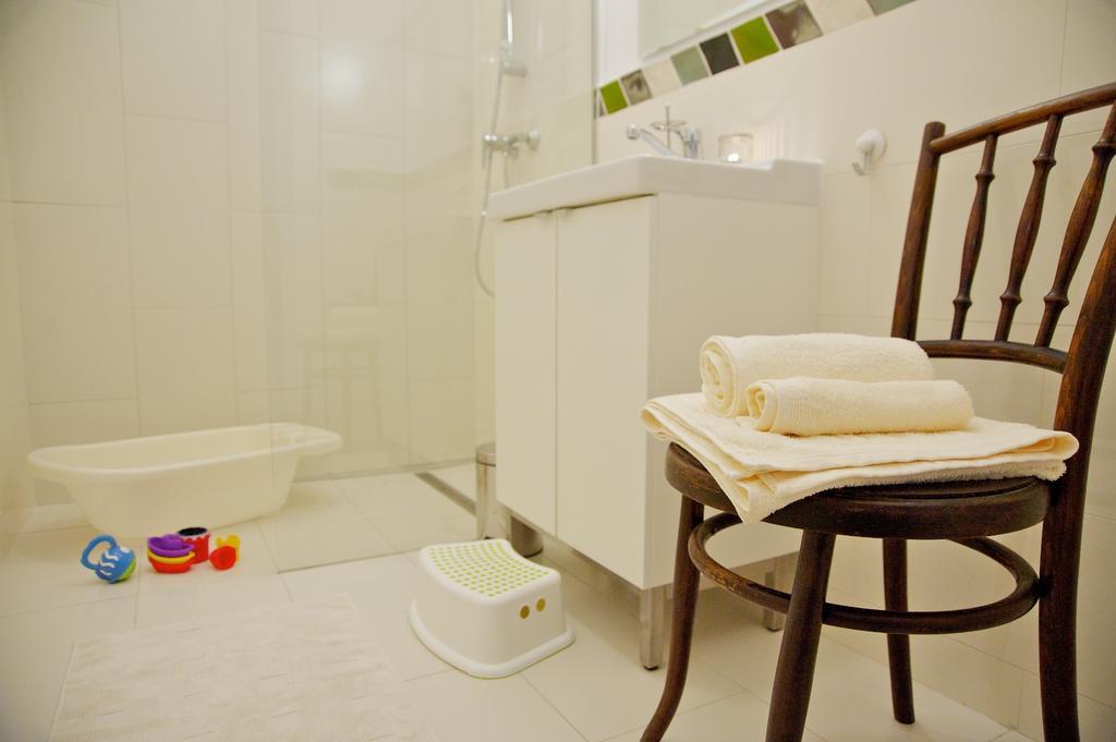 Green Door Family Apartment Budapest Room photo