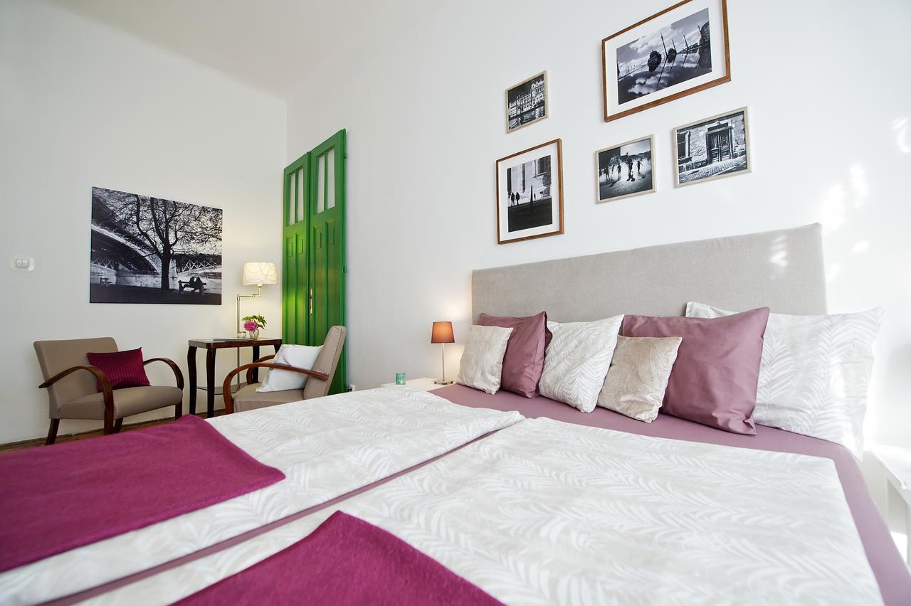 Green Door Family Apartment Budapest Exterior photo